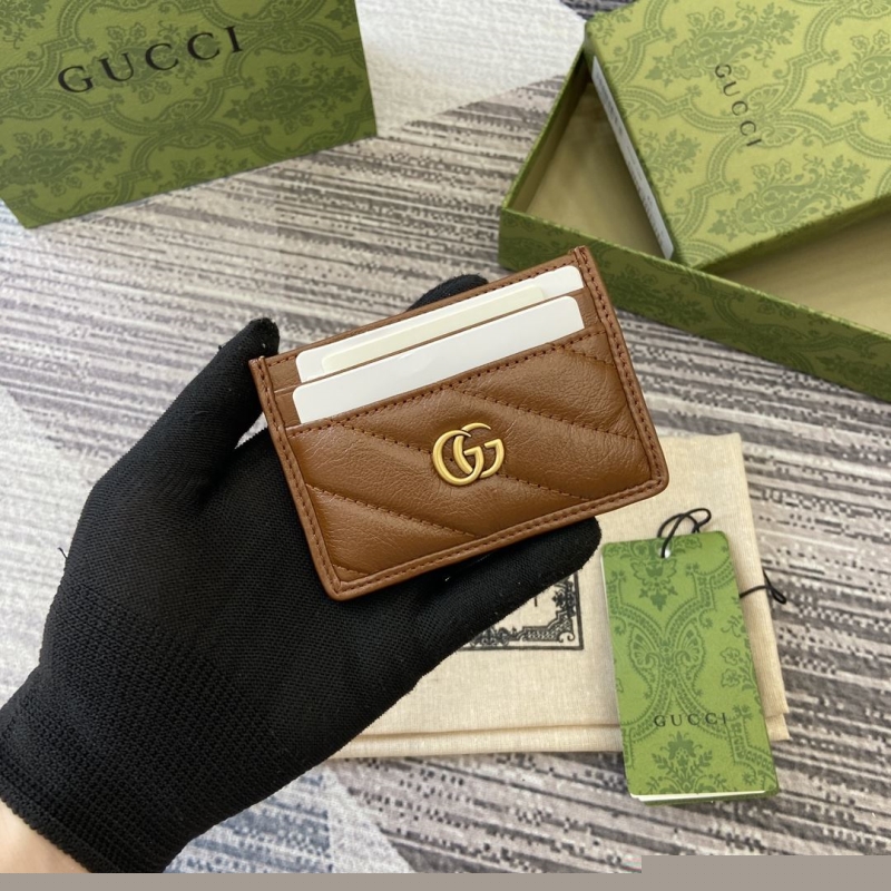 G*u*i wallets & purse